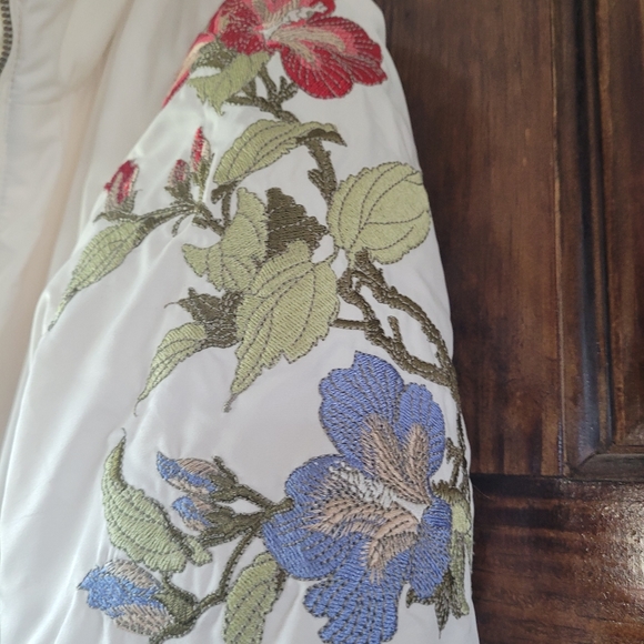 Obermeyer ski jacket - Picture 3 of 5